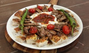 Yoğurtlu Kebap
